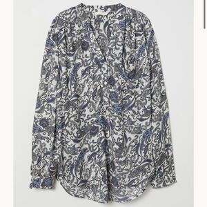 H&M Long Sleeve High-Low Hem V neck Shirt White Paisley patterned Size 14